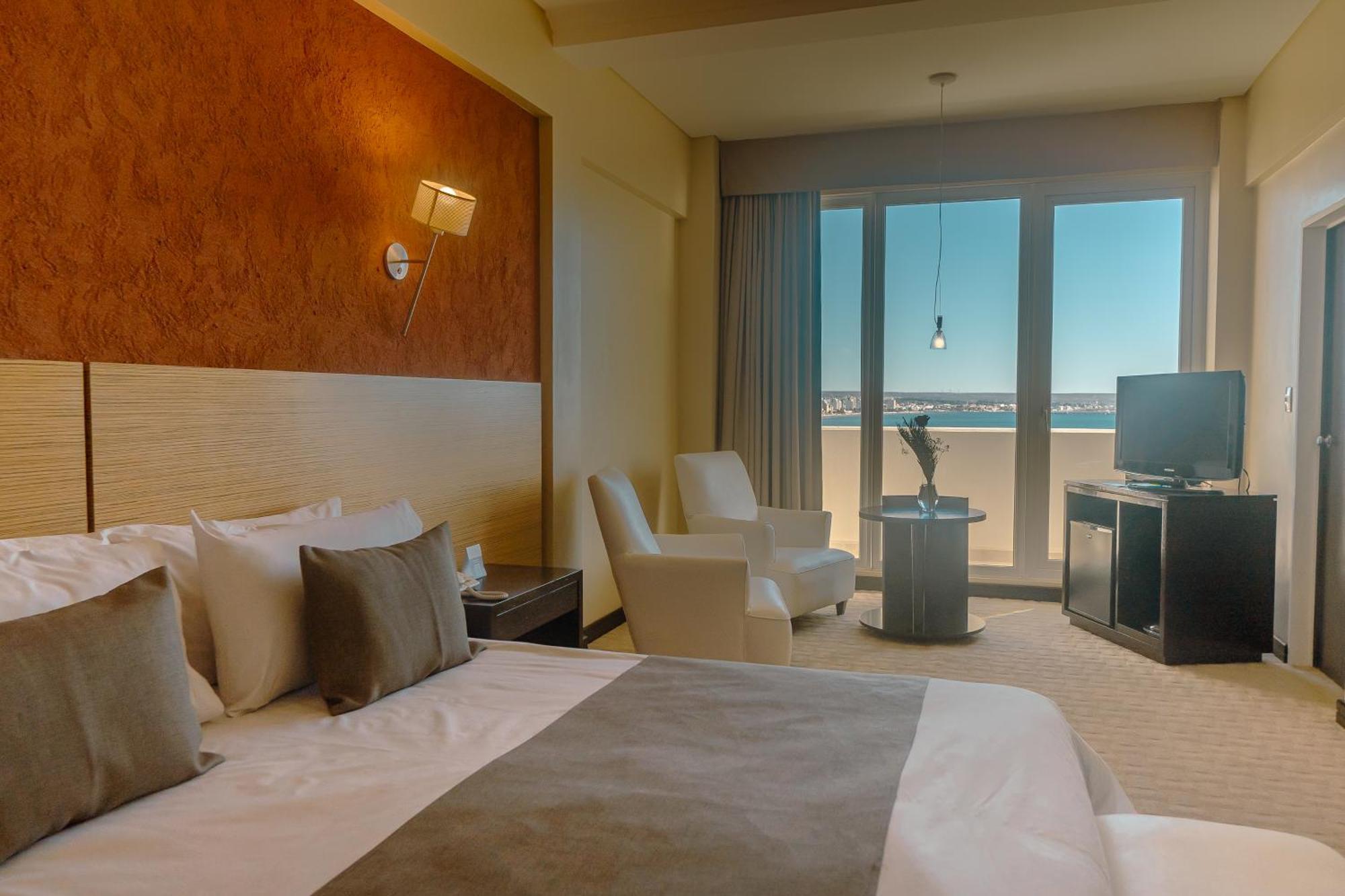 Rayentray Grand Hotel Puerto Madryn Kültér fotó