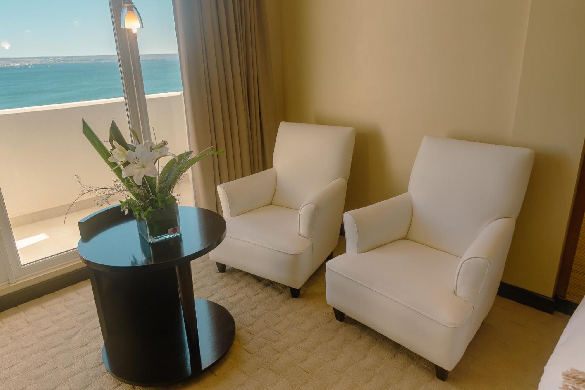 Rayentray Grand Hotel Puerto Madryn Kültér fotó