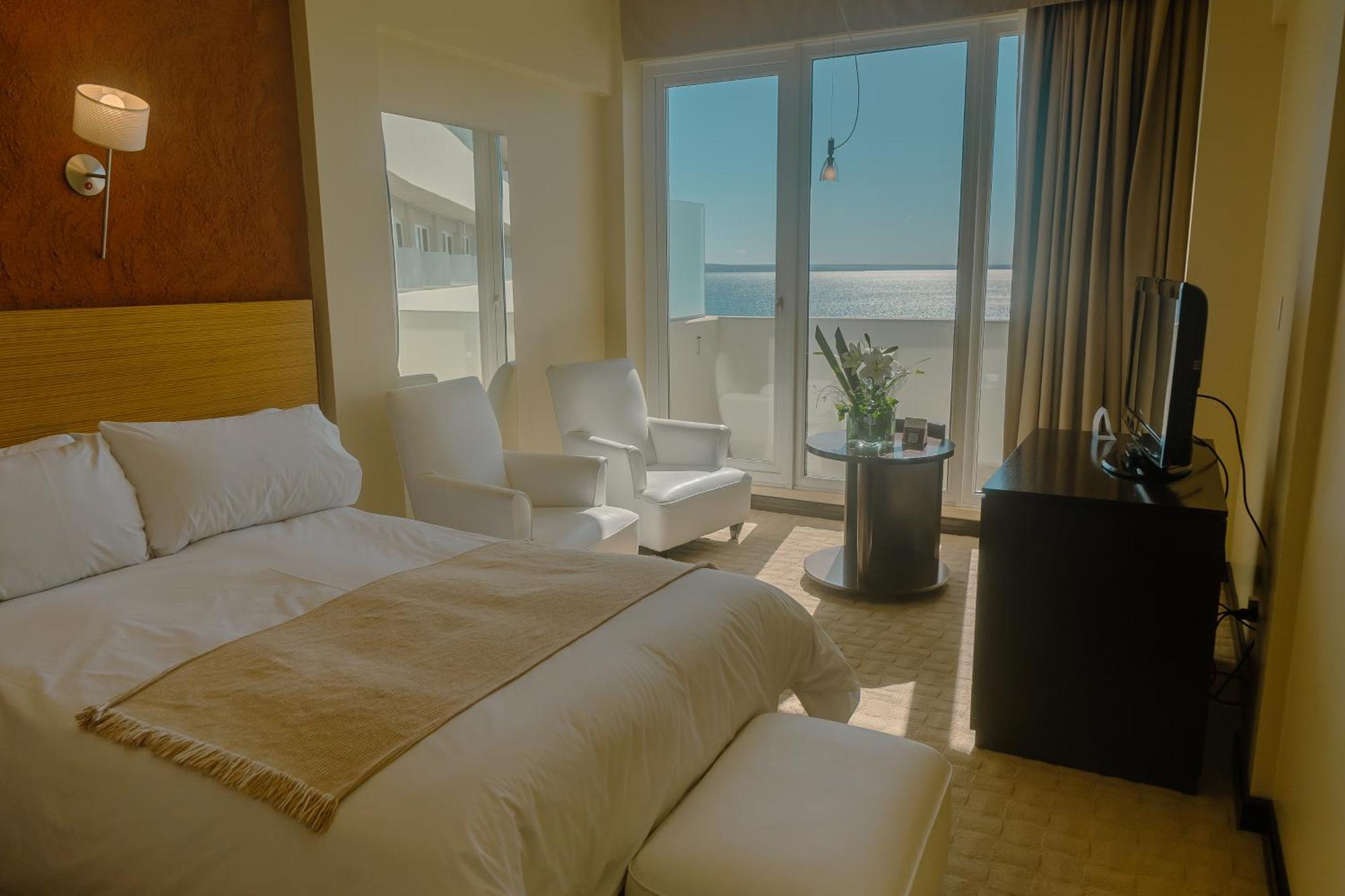 Rayentray Grand Hotel Puerto Madryn Kültér fotó
