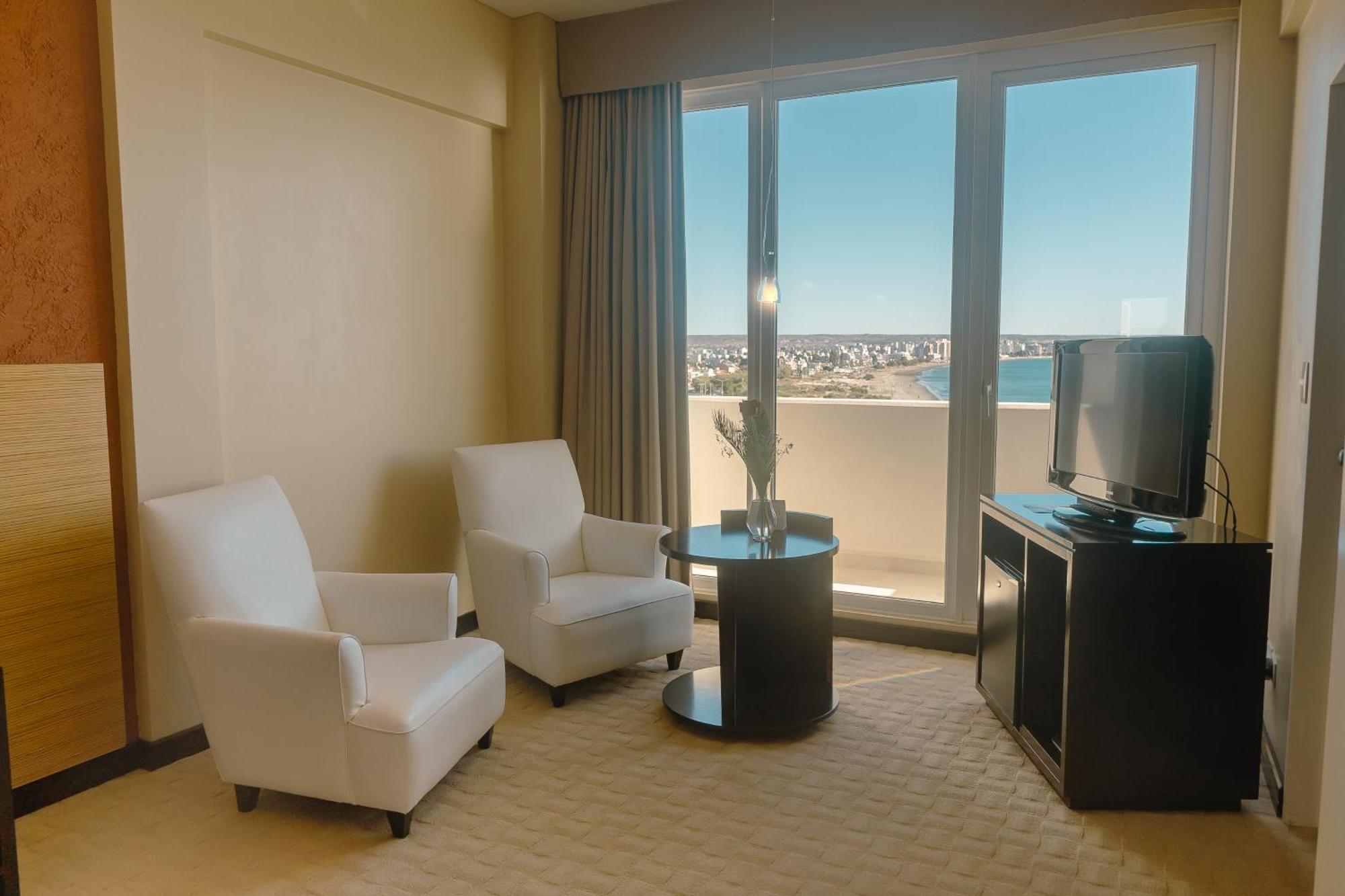 Rayentray Grand Hotel Puerto Madryn Kültér fotó