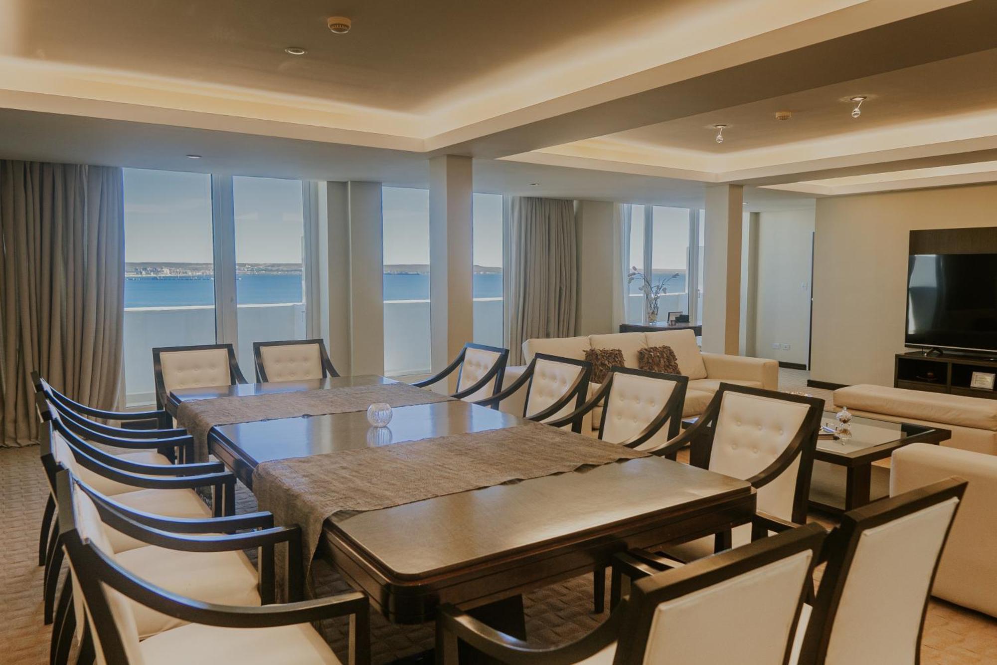 Rayentray Grand Hotel Puerto Madryn Kültér fotó