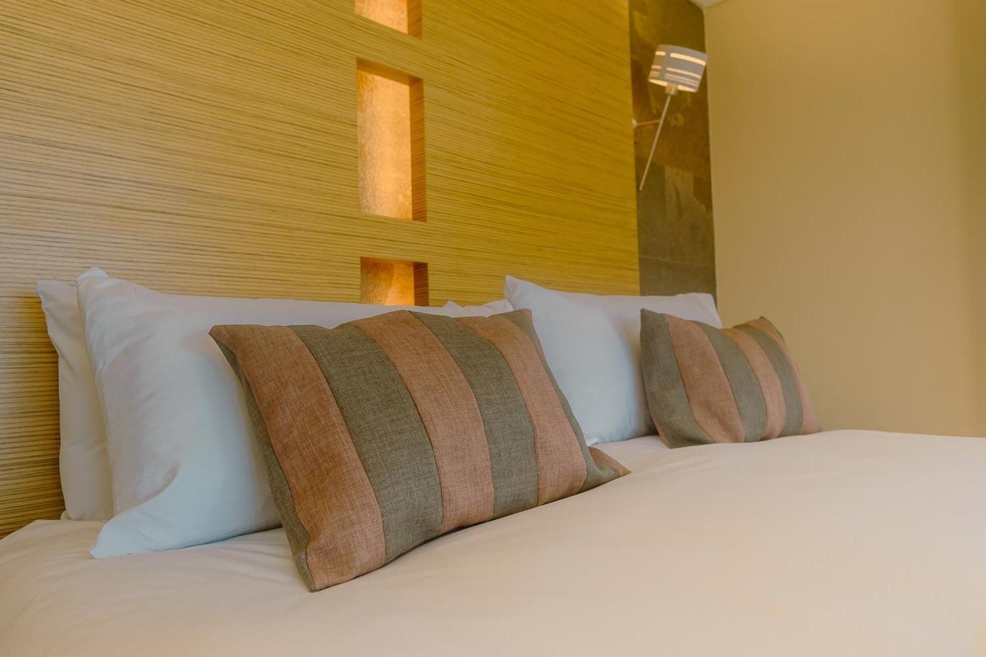 Rayentray Grand Hotel Puerto Madryn Kültér fotó